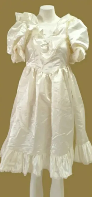 Lote 6 Vestidos Blancos mujer y niña
