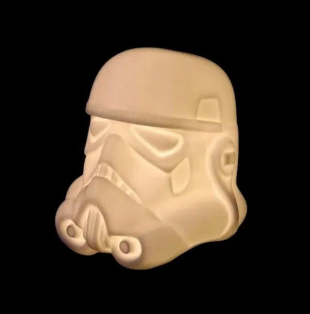 Lampara Casco Stormtrooper Star Wars Cerámica USB