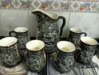 Set di bicchieri e boccali da birra vintage