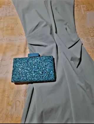 Vestido midi Zara verde talla XS