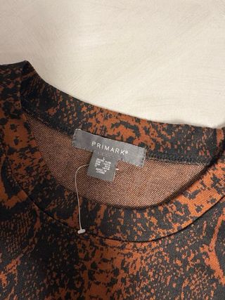 T-shirt stampa pitone marrone e nero
