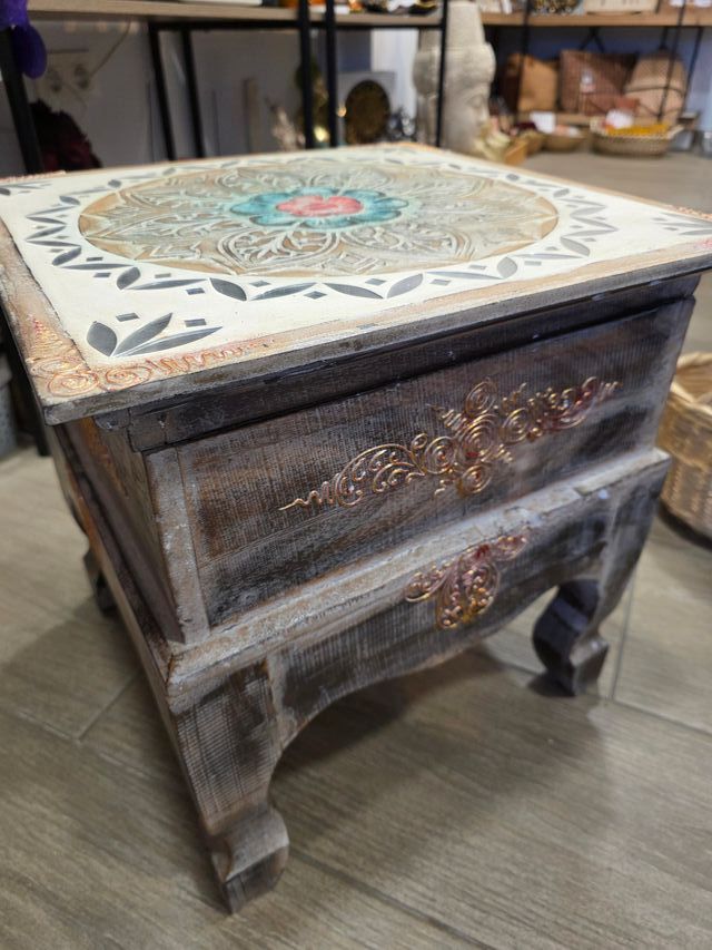 Mesa de Indonesia - Hecha a Mano Mandala