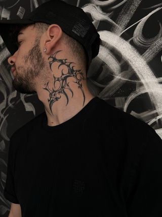 tatuadora 

