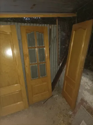 Puertas de madera (varias)