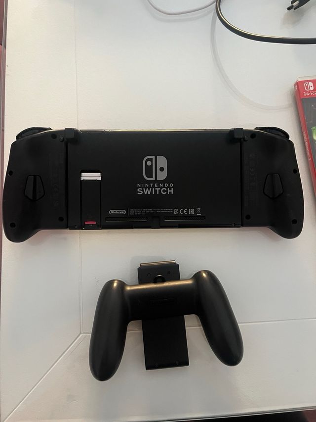 Nintendo Switch Rojo y Negro