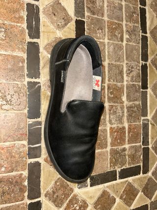 Zapato camarero Cofra negro