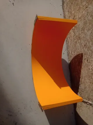 Balda Estante de pared curvo naranja