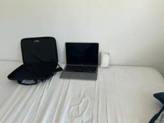 MacBook Air Apple Plata/Blanco Casi Nuevo