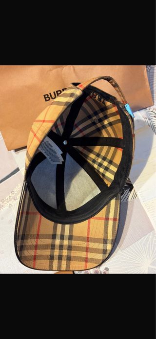Gorra Burberry Vintage Beige
