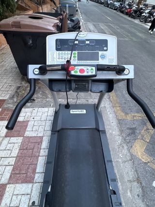 Cinta de correr SportsArt profesional