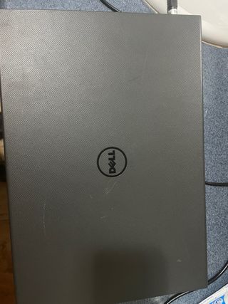 Dell Inspiron 15 serie 3000 grigio
