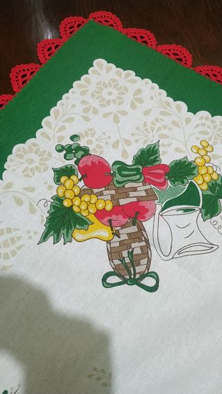 Toalha de mesa com renda