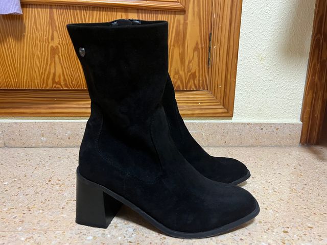 Botines XTI Negros Talla 40