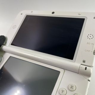Nintendo 3DS XL Rosa + Caricabatterie