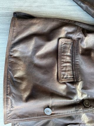 Chaqueta de piel marrón