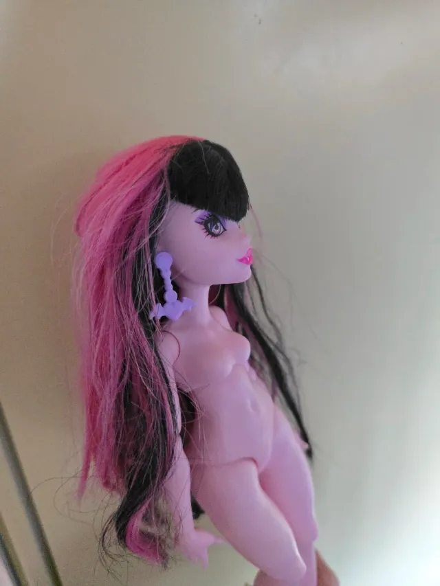 Muñeca Monster High Draculaura Skulltimate Secrets