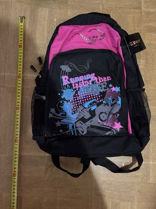 Mochila GEOMAT para chicas.NUEVA SIN UTILIZAR