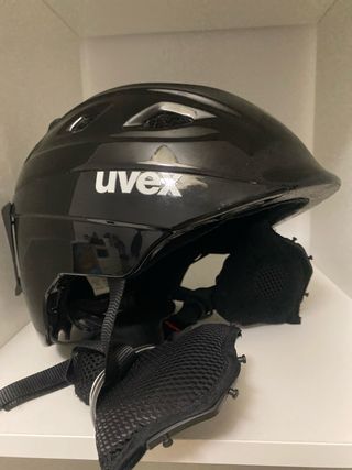 Casco de esquí Uvex negro