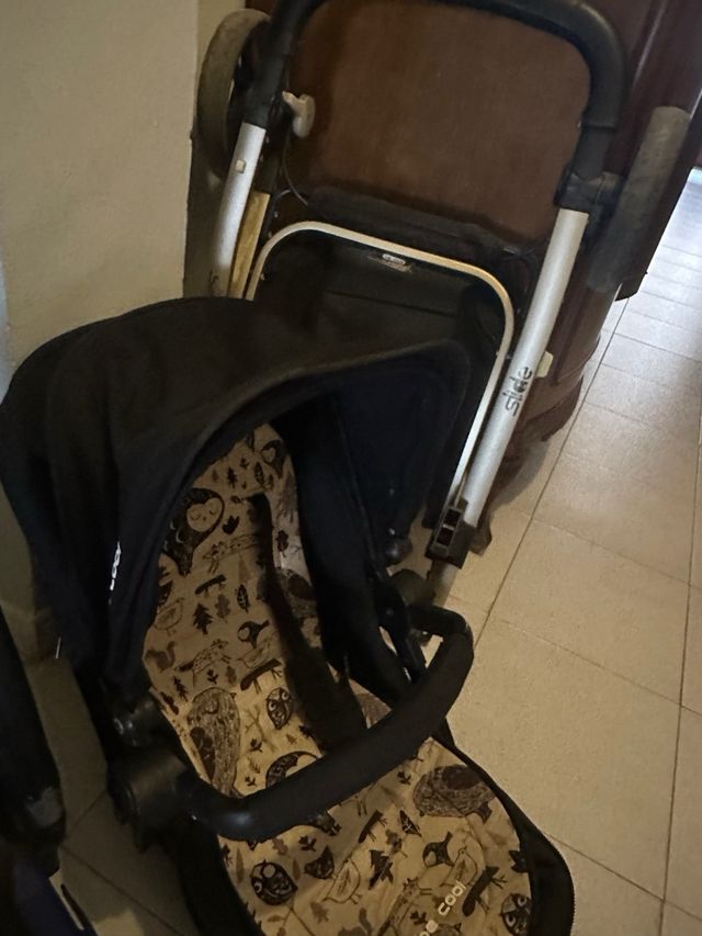 Carro de bebé de tres piezas como nuevo