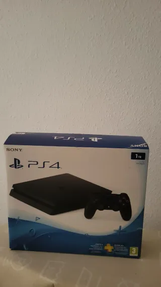 PS4 Slim 1TB prácticamente nueva + 2 Dualshock 4