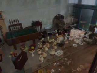 Casa de muñecas y accesorios