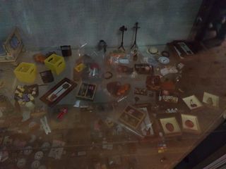 Casa de muñecas y accesorios