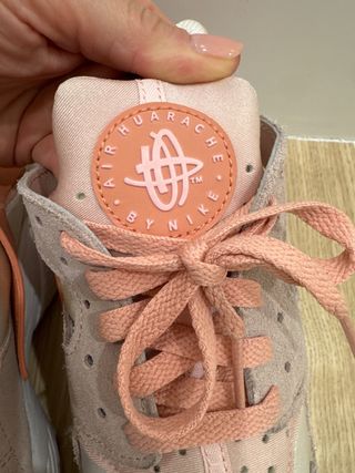 Nike Air Huarache Rosa, Blanco y Beige