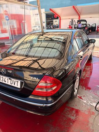 Mercedes-Benz Clase E 2004