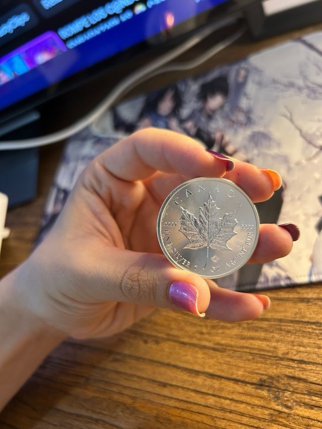 Moneda Plata Maple Leaf 25 oz 9999