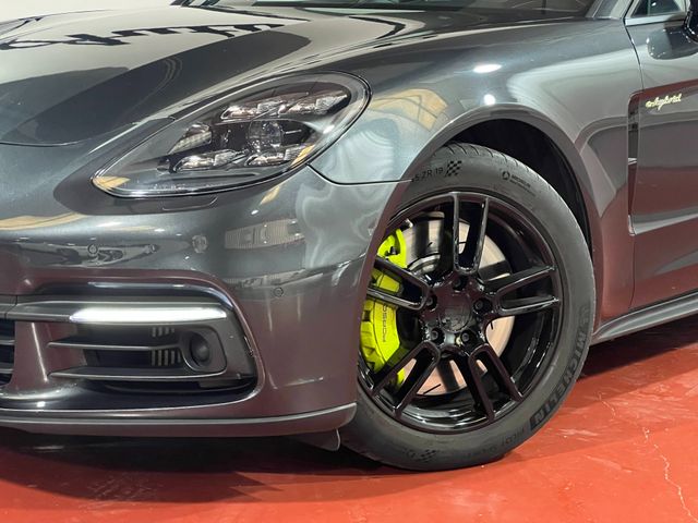 Porsche Panamera 4 E-Hybrid Sport Turismo