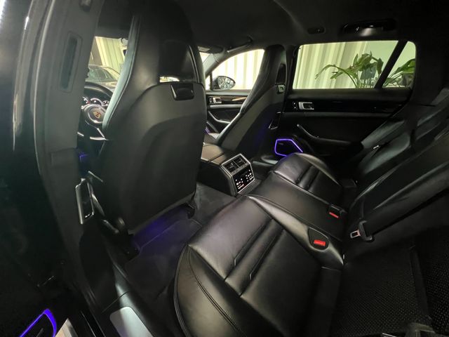 Porsche Panamera 4 E-Hybrid Sport Turismo