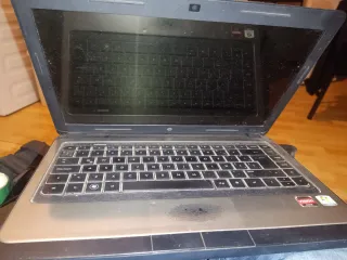 Portátil HP 435 14 AMD E-300 2GB 320GB