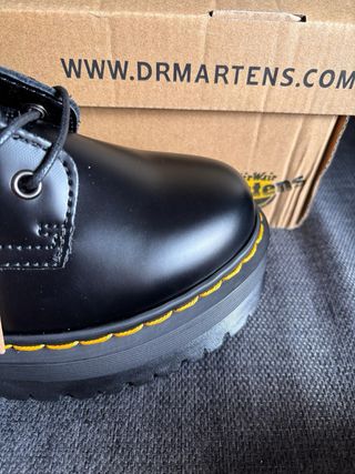 Botas Dr. Martens Negras Plataforma