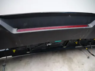 Alerón Volvo XC40 (536) 2025  toque