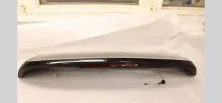 Alerón Volvo XC40 (536) 2025  toque