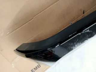 Alerón Volvo XC40 (536) 2025  toque