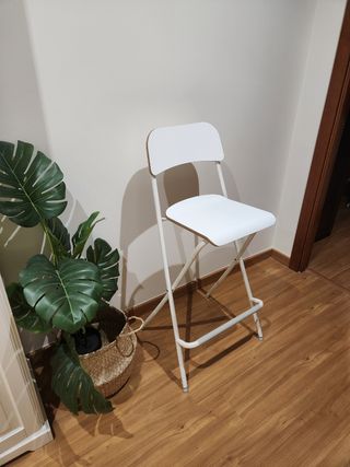 Taburete de cocina plegable blanco
