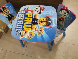 Mesa y 2 Sillas Patrulla Canina Infantil