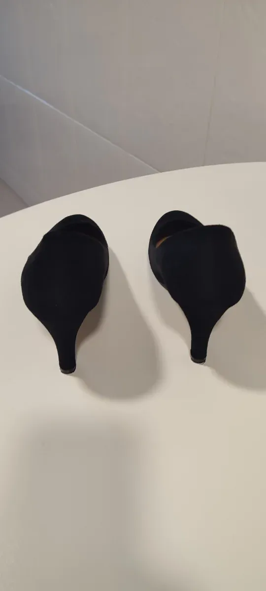 Zapatos de tacón negros T-39