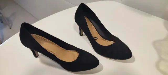 Zapatos de tacón negros T-39