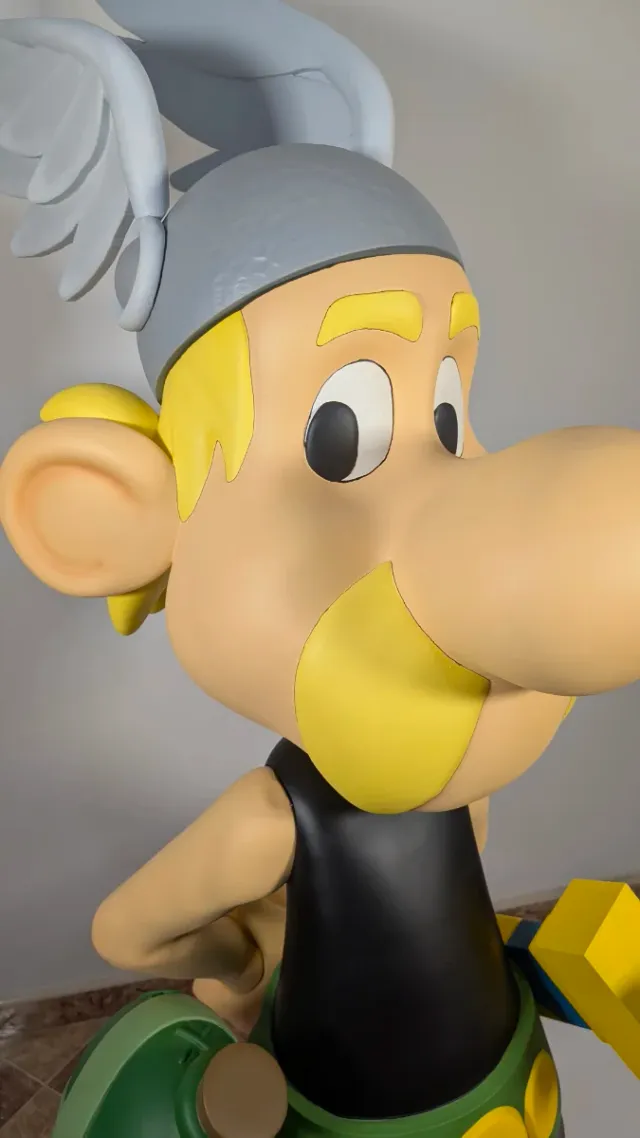 Comic- Astérix Tamaño Real