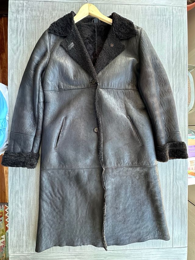 Abrigo de piel negro