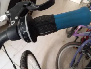 Bicicleta BMX azul Btwin