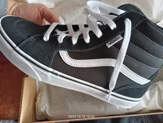 Zapatillas Vans de bota unisex Negras.