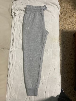 Pantalón chándal Under Armour S/P/CH Gris