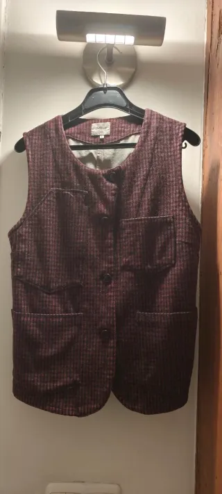 Chaleco Bellerose Morado y Negro