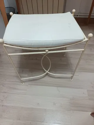 Panca in ferro battuto beige