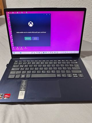 Portátil Lenovo IdeaPad 3 AMD Ryzen 3