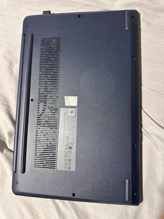 Portátil Lenovo IdeaPad 3 AMD Ryzen 3