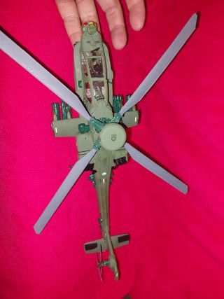 Maqueta Helicóptero Apache 1:48